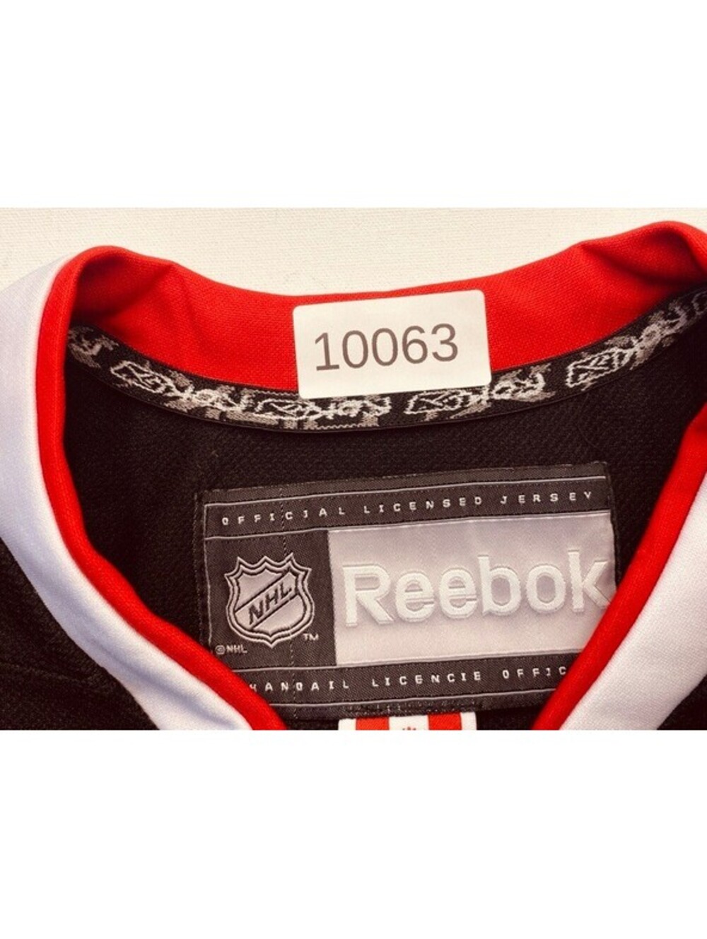 Reebok NHL Chicago Blackhawks Hockey Jersey Size 48 CCM Made in Canada 10063 - Picture 9 of 9